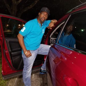 Meet your Posher, Wayne